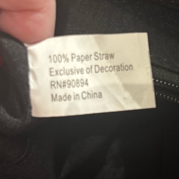 Black and White Small Straw Bag - Picture 4 of 4